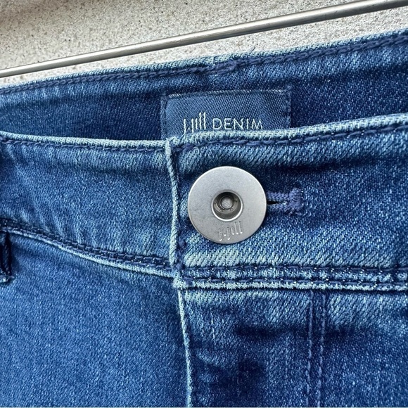 J Jill Kick Flare Ankle Jeans Raw Fray Hem Waverly Wash Stretch Denim 8 Classic - Picture 11 of 16